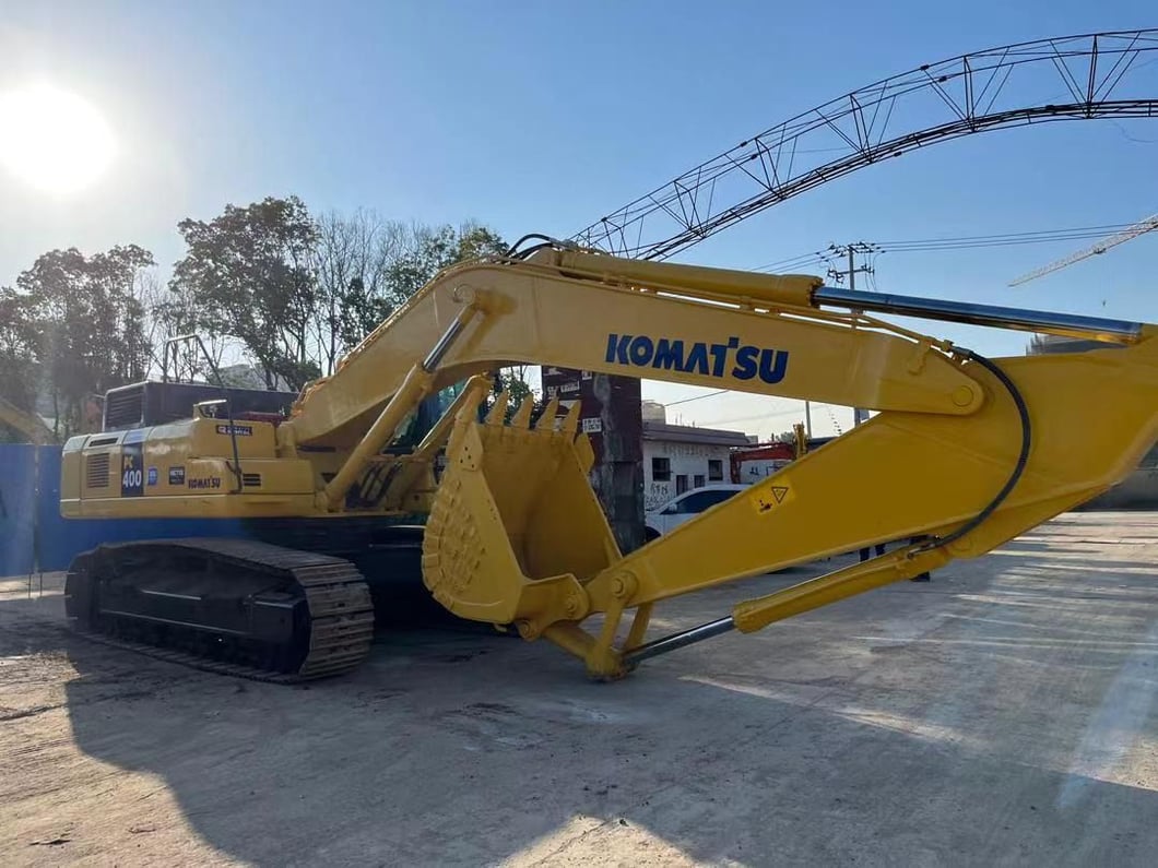 2019 Komatsu PC400-8 Crawler Excavator