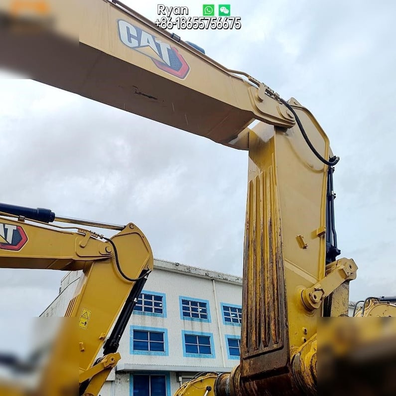 2023 Caterpillar 352 Crawler Excavator
