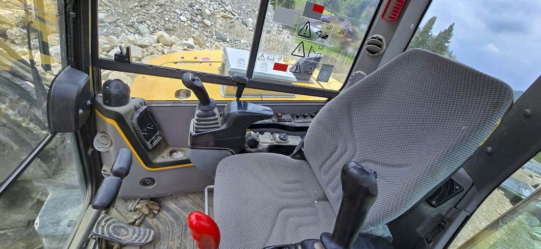 2020 Volvo ECR88D Mini Excavator