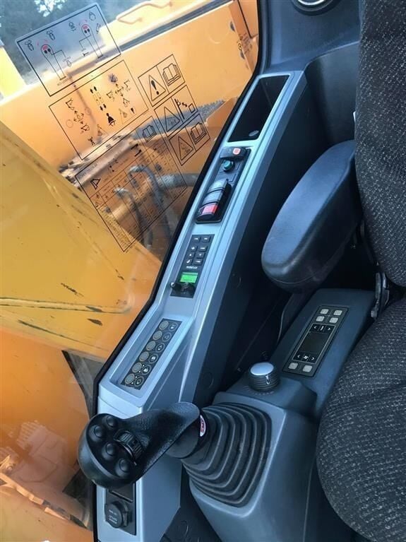 2015 Hyundai R125LCR-9A Crawler Excavator