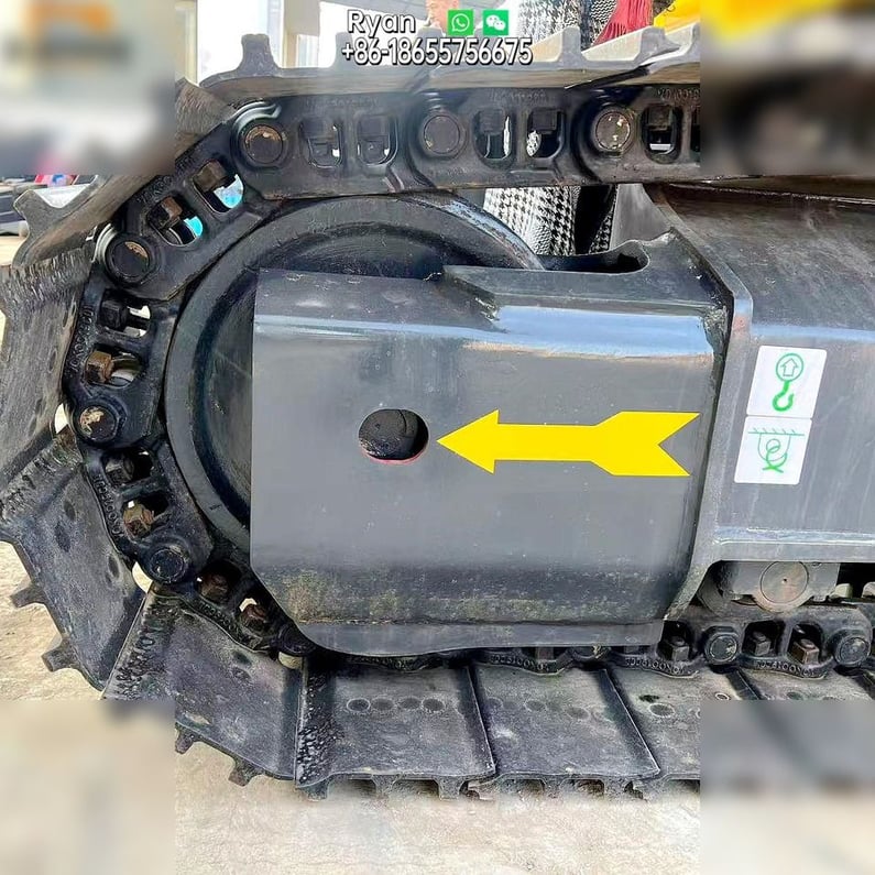 2020 Komatsu PC220-8 Crawler Excavator