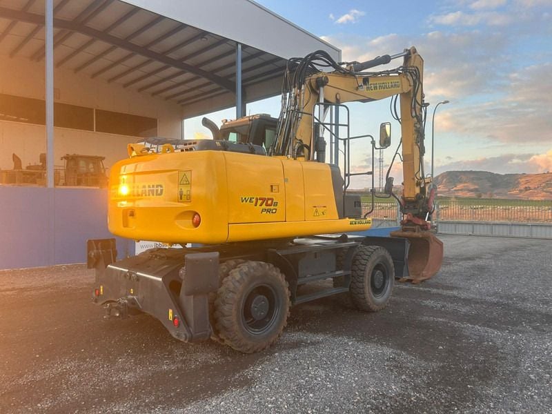 2013 New Holland WE170B Wheel Excavator