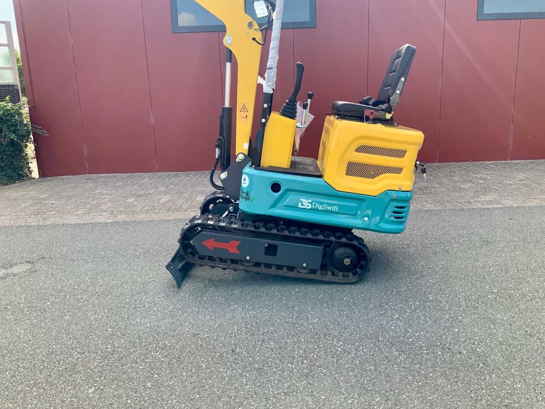 2025 Digswift DS13G Mini Excavator