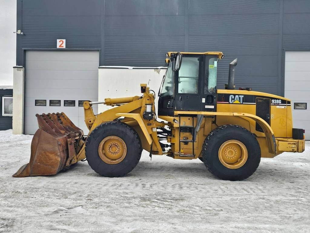 2003 Caterpillar 938G Wheel Excavator