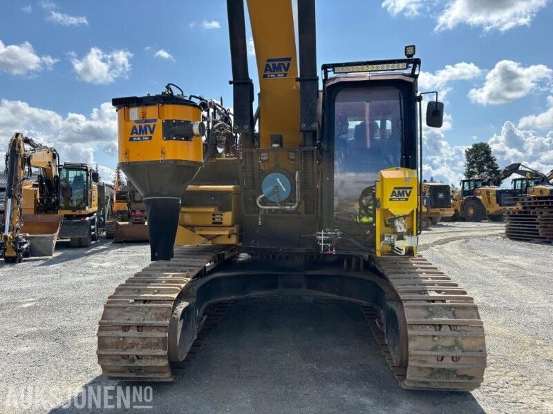 2018 Caterpillar 330F Crawler Excavator