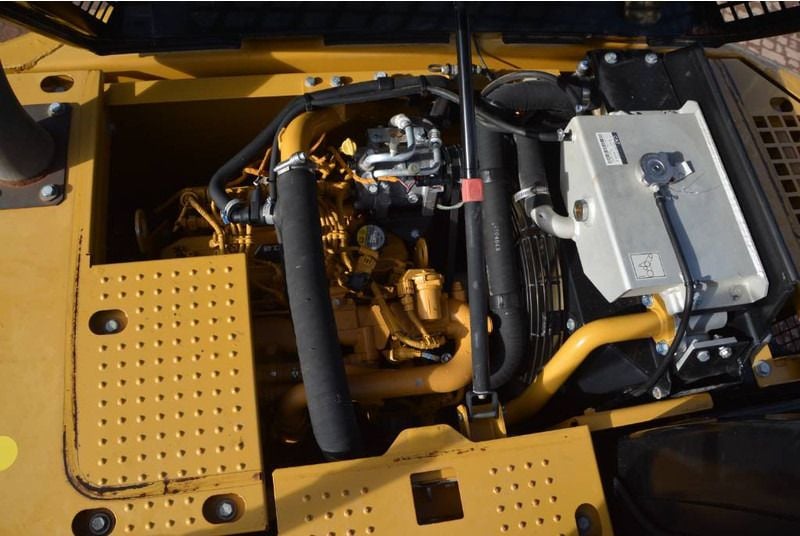 2016 Caterpillar 311FLRR Crawler Excavator