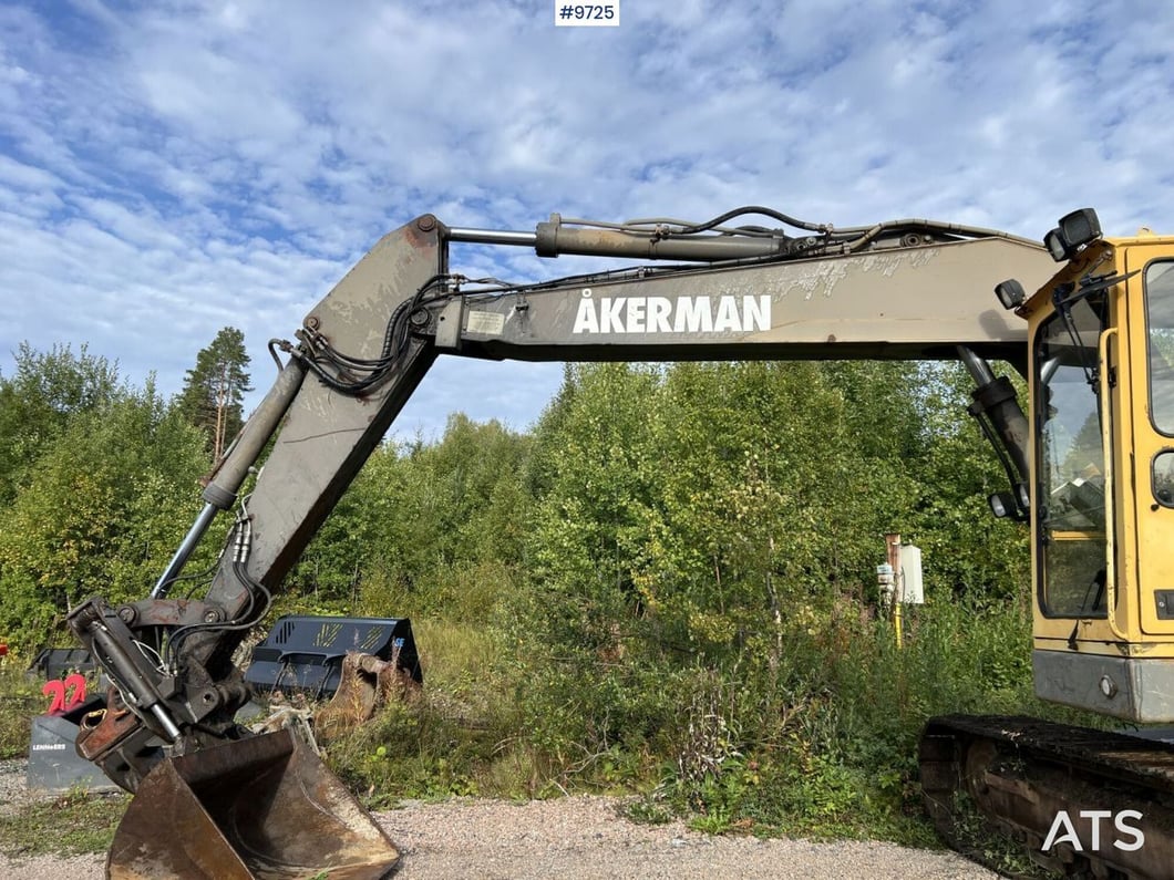 1992 Åkerman H7C Crawler Excavator