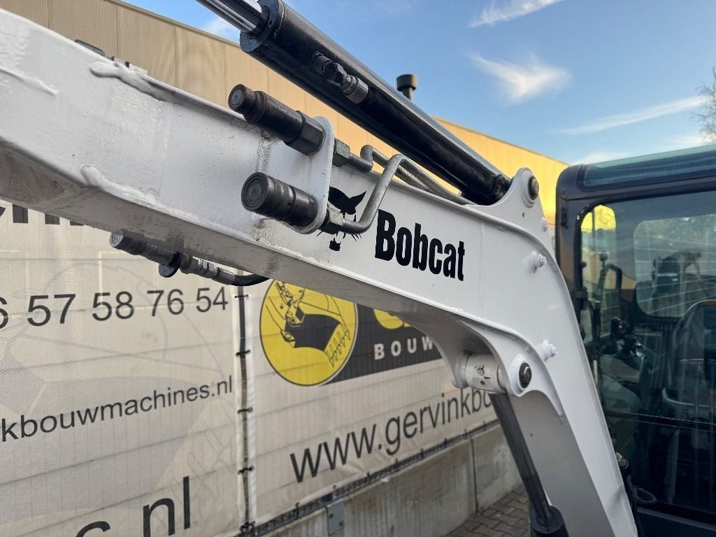 2014 Bobcat E25 Mini Excavator