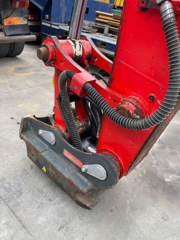2004 O&K MH 6.6 Wheel Excavator