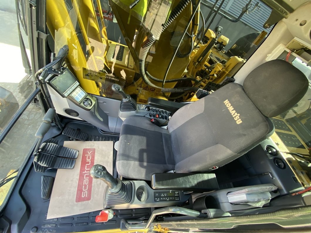 2018 Komatsu PC290LC-11 Crawler Excavator