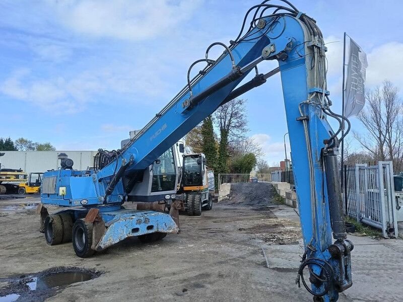 2010 Fuchs MHL331 Material Handler