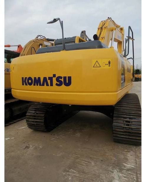 2020 Komatsu PC220-8 Crawler Excavator