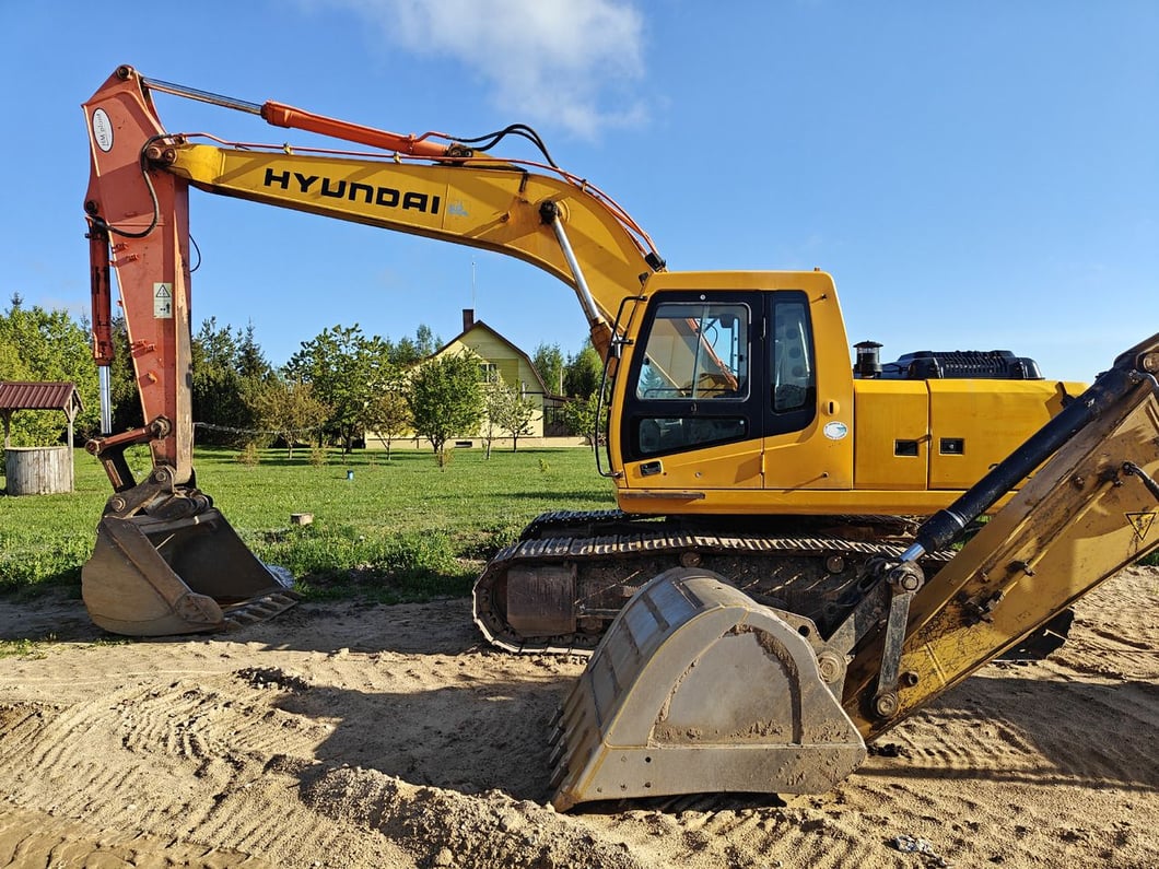 2004 Hyundai R210LC-7 Crawler Excavator