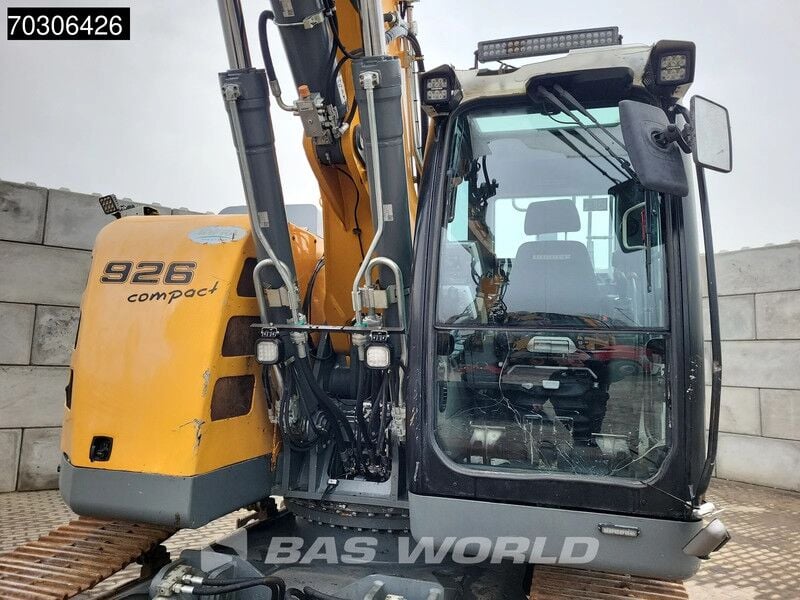 Liebherr R926 Compact Tiltrotator (2016)