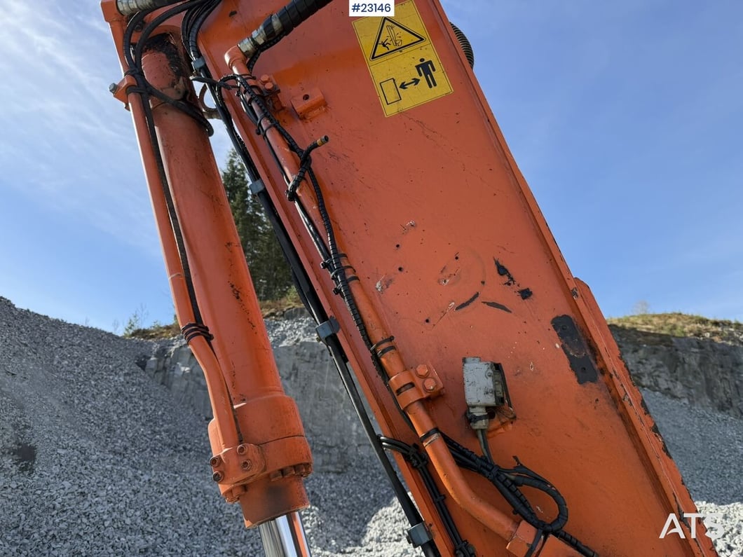 2013 Hitachi ZX290LC-5B