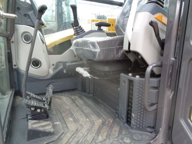 2023 XCMG XE60GA Mini Excavator
