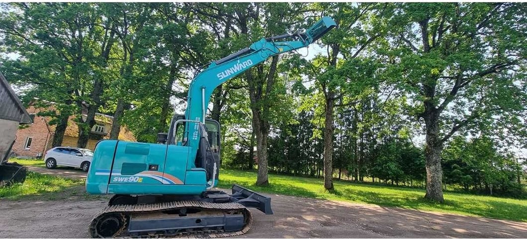 2021 Sunward SWE90 Crawler Excavator