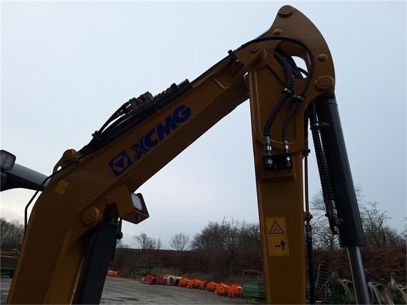 XCMG XE27E Mini Excavator