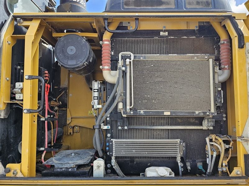 2014 Caterpillar 320EL Crawler Excavator