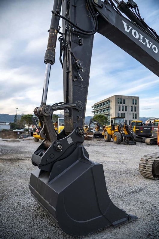 2009 Volvo EC210CNL Crawler Excavator