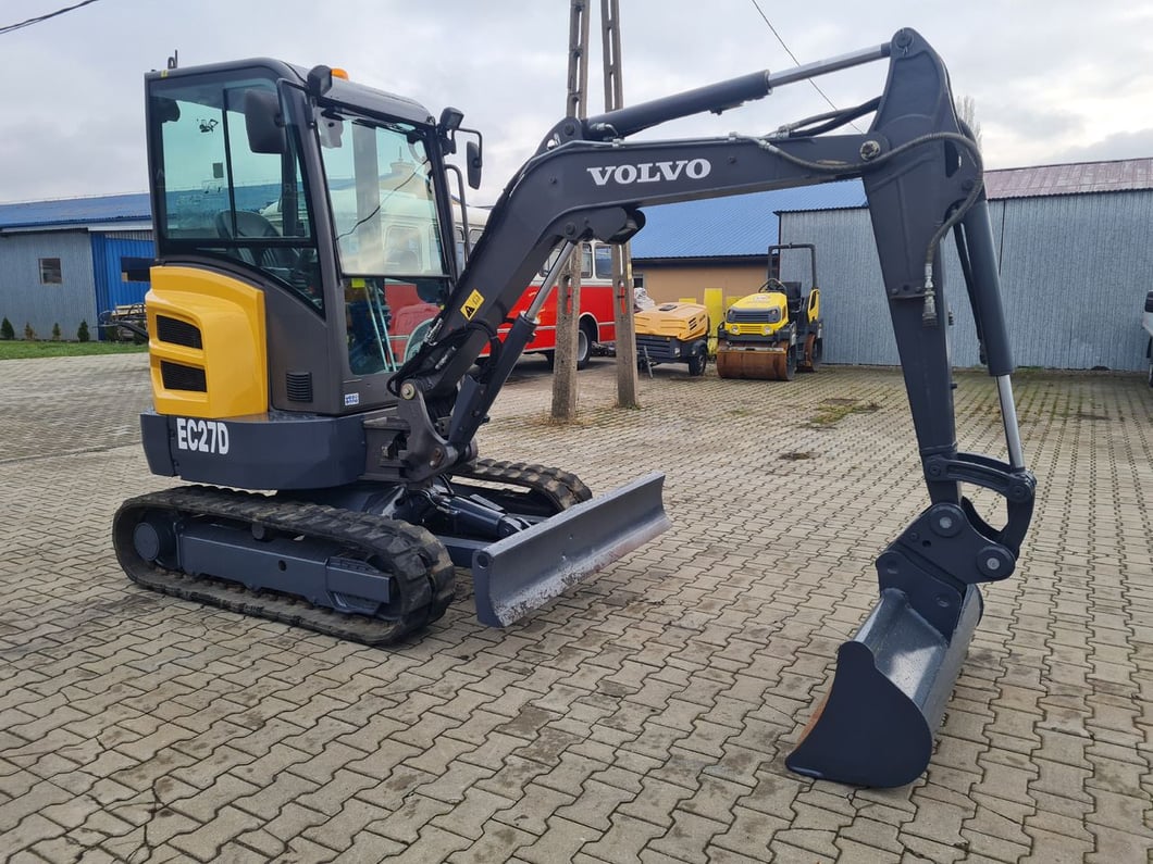2018 Volvo EC27D Mini Excavator