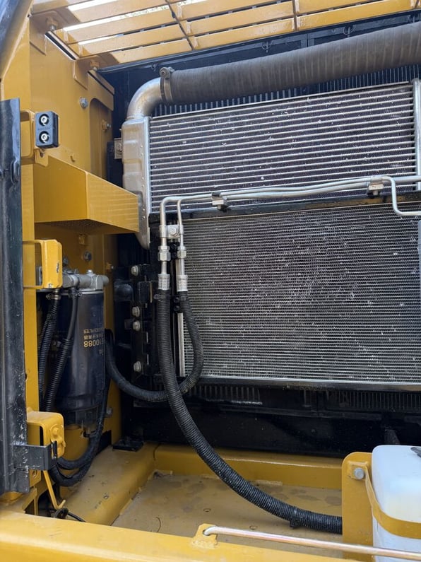 2025 Caterpillar 323D2L Crawler Excavator