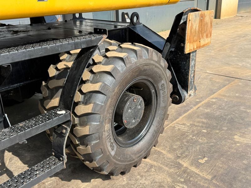 2019 Caterpillar MH3024 Material Handler