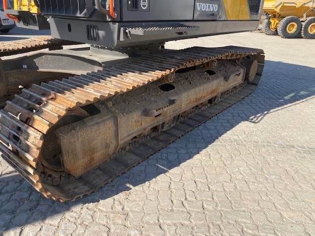 2020 Volvo EC220EL Crawler Excavator