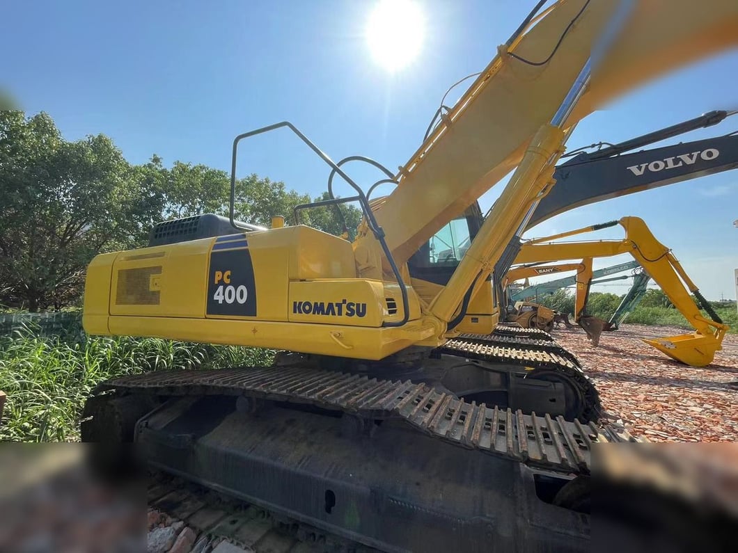 2017 Komatsu PC400-7 Crawler Excavator