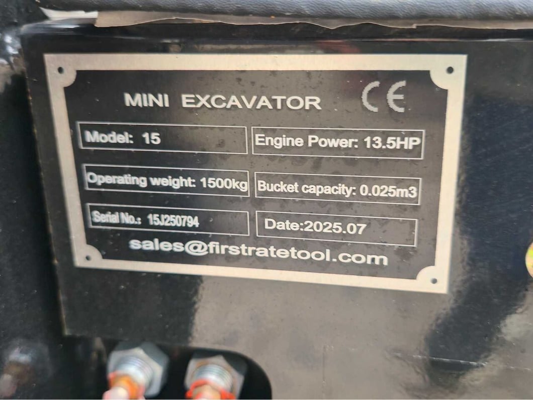 2025 Vicsec VC15 Mini Excavator