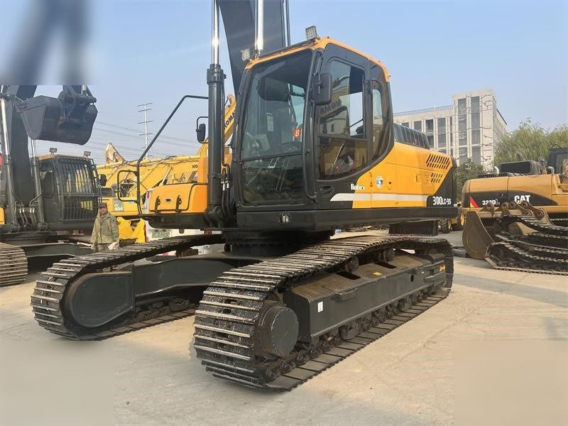 2022 Hyundai R300LC-9S Crawler Excavator