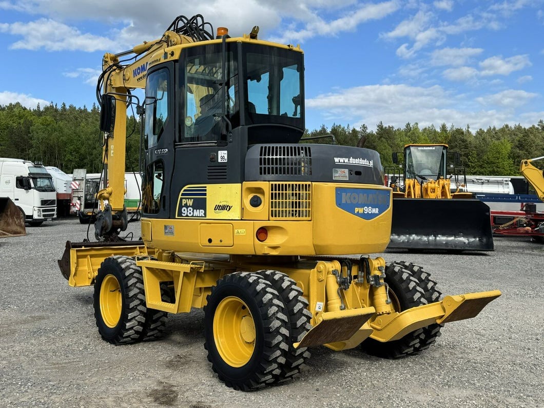 2009 Komatsu PW98MR-8 Wheel Excavator