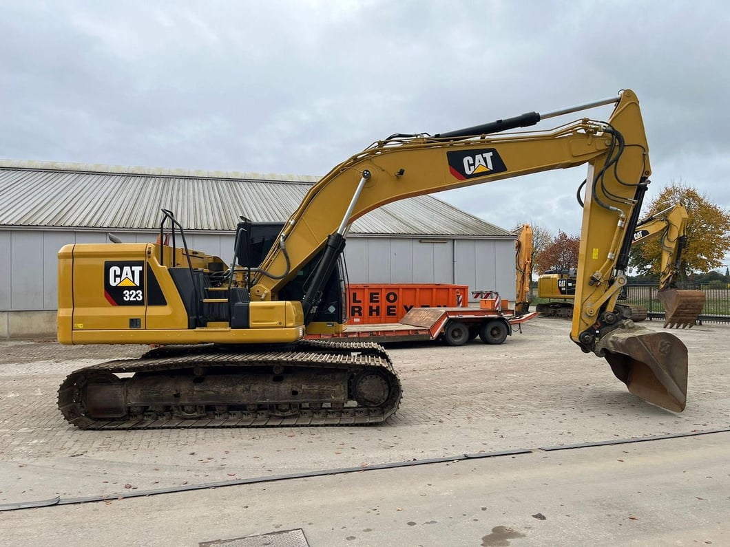 2018 Caterpillar 323-07A Crawler Excavator