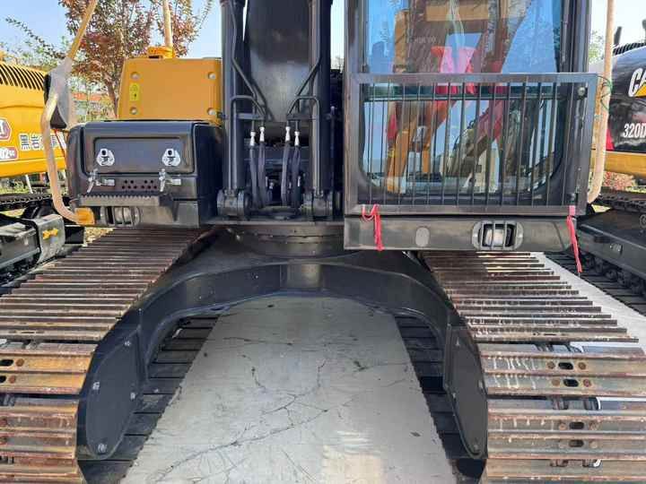 2023 Volvo EC140 Crawler Excavator