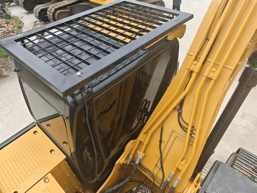2020 Caterpillar 320D Crawler Excavator