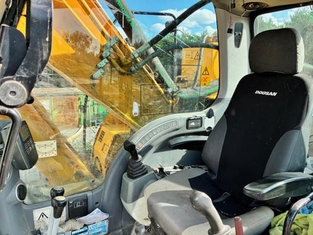 2008 JCB JS220LC Crawler Excavator