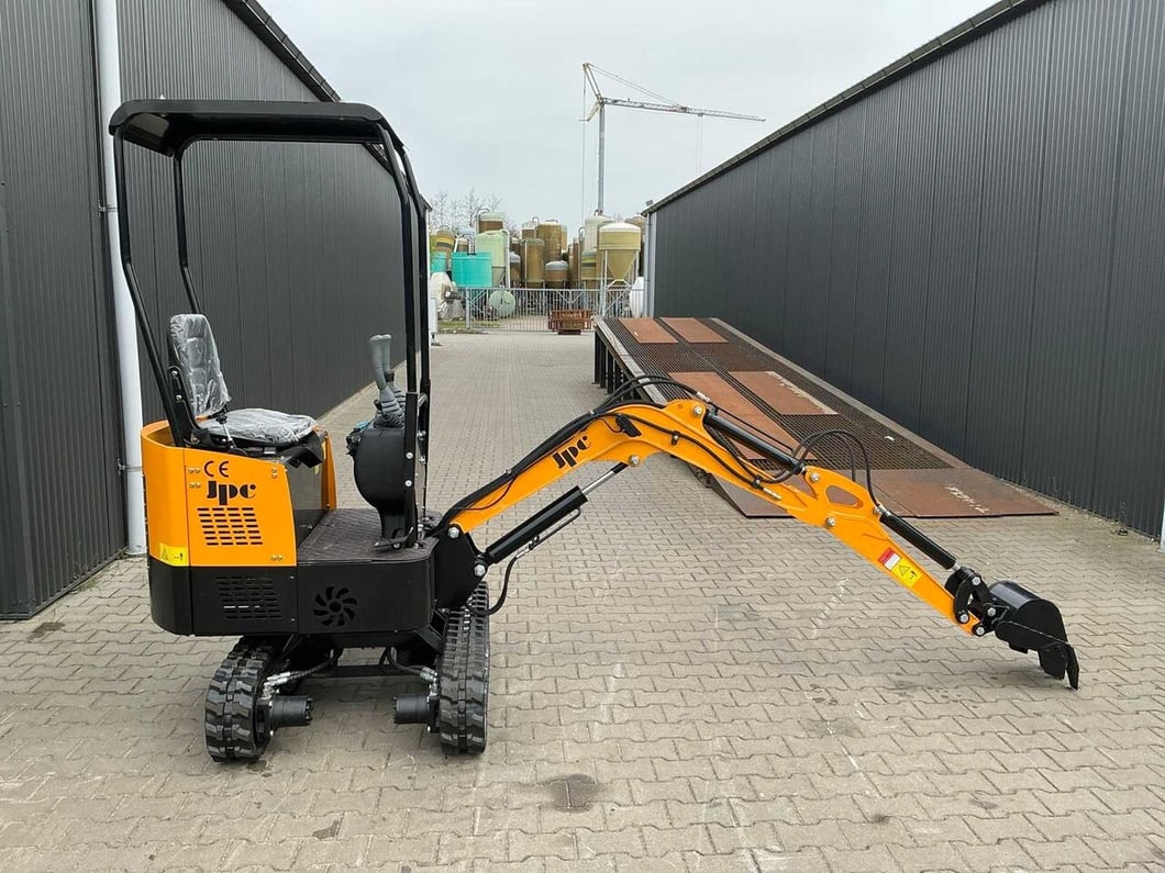 JPC HT-12 Mini Excavator