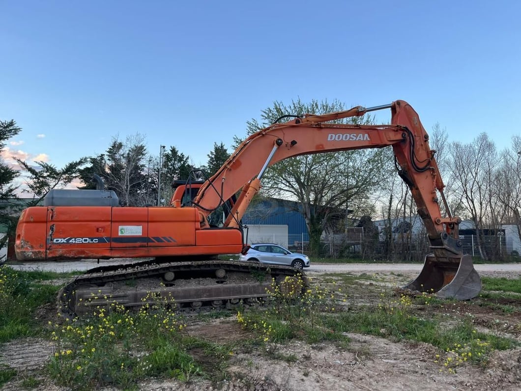 2009 Doosan DX420LC Crawler Excavator