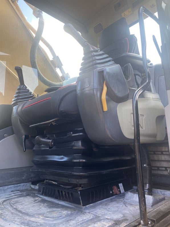 2020 Caterpillar 349D Crawler Excavator