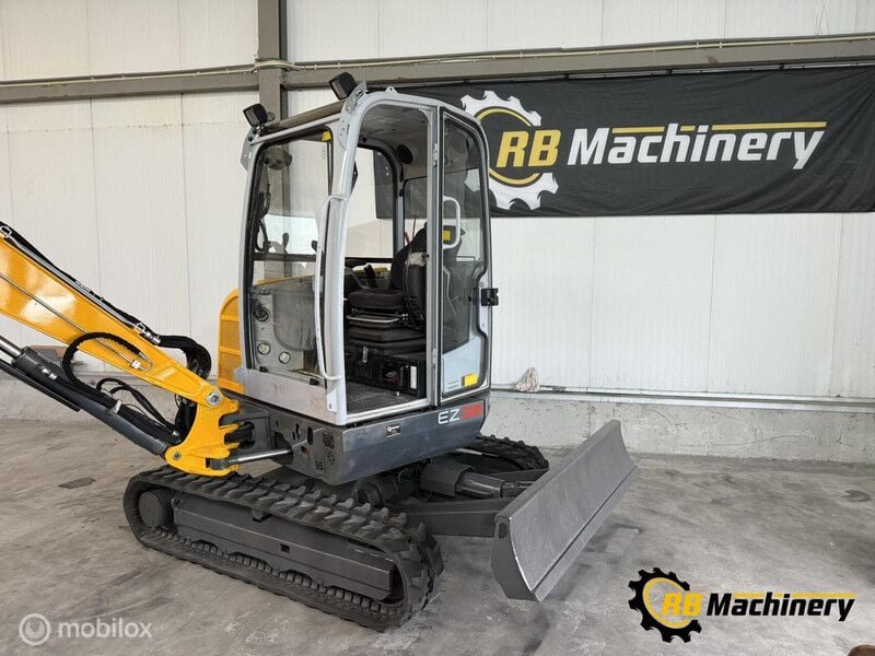 2014 Wacker Neuson EZ38