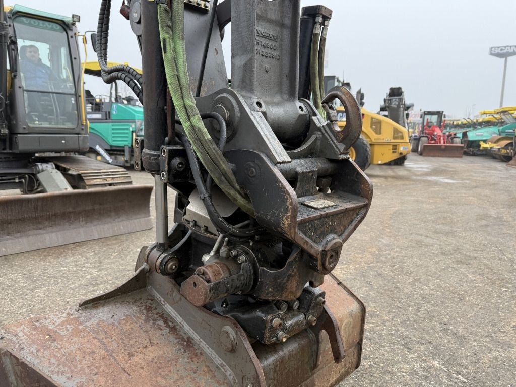 2013 Volvo ECR145DL Crawler Excavator