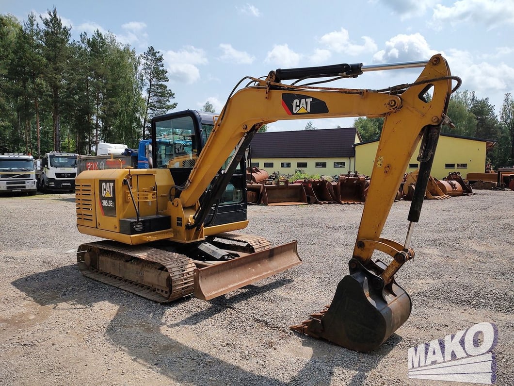 2018 Caterpillar 305.5E2 Crawler Excavator