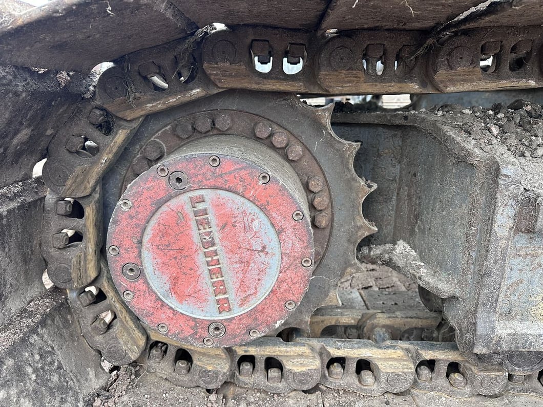 2011 Liebherr R900C LITRONIC Crawler Excavator