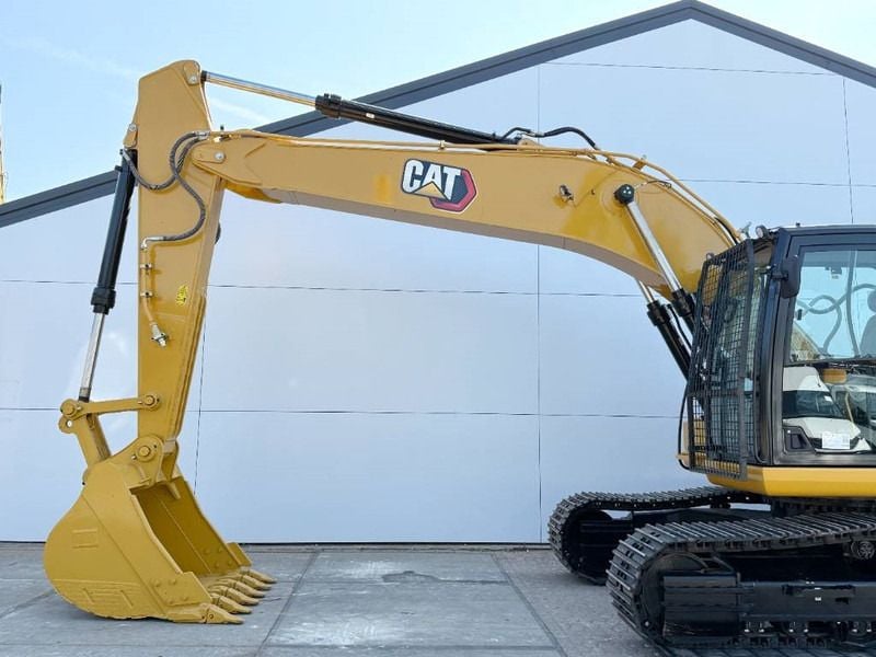 2025 Caterpillar 323D3 Crawler Excavator