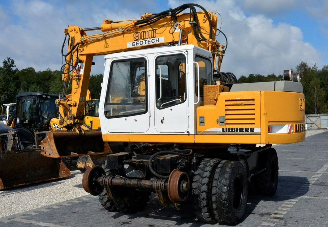 2002 Liebherr A900 ZW LITRONIC Wheel Excavator