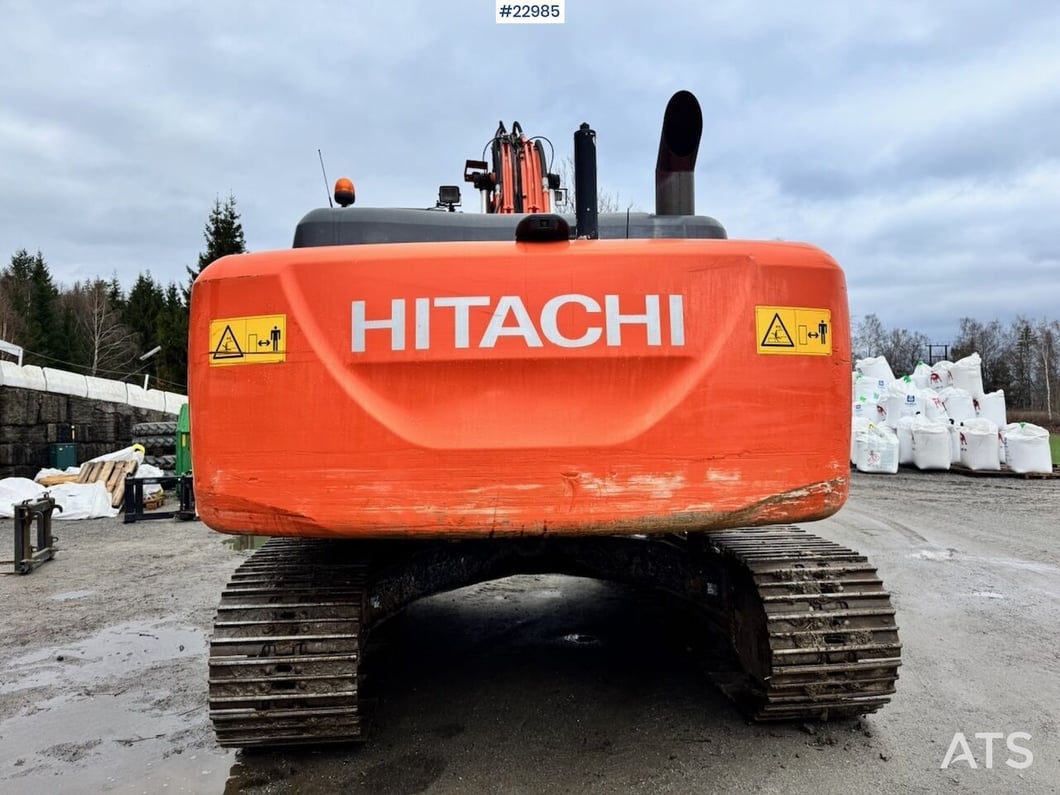 2013 Hitachi ZX210LC-5B Crawler Excavator
