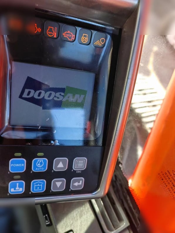 2018 Doosan DX225LC Crawler Excavator