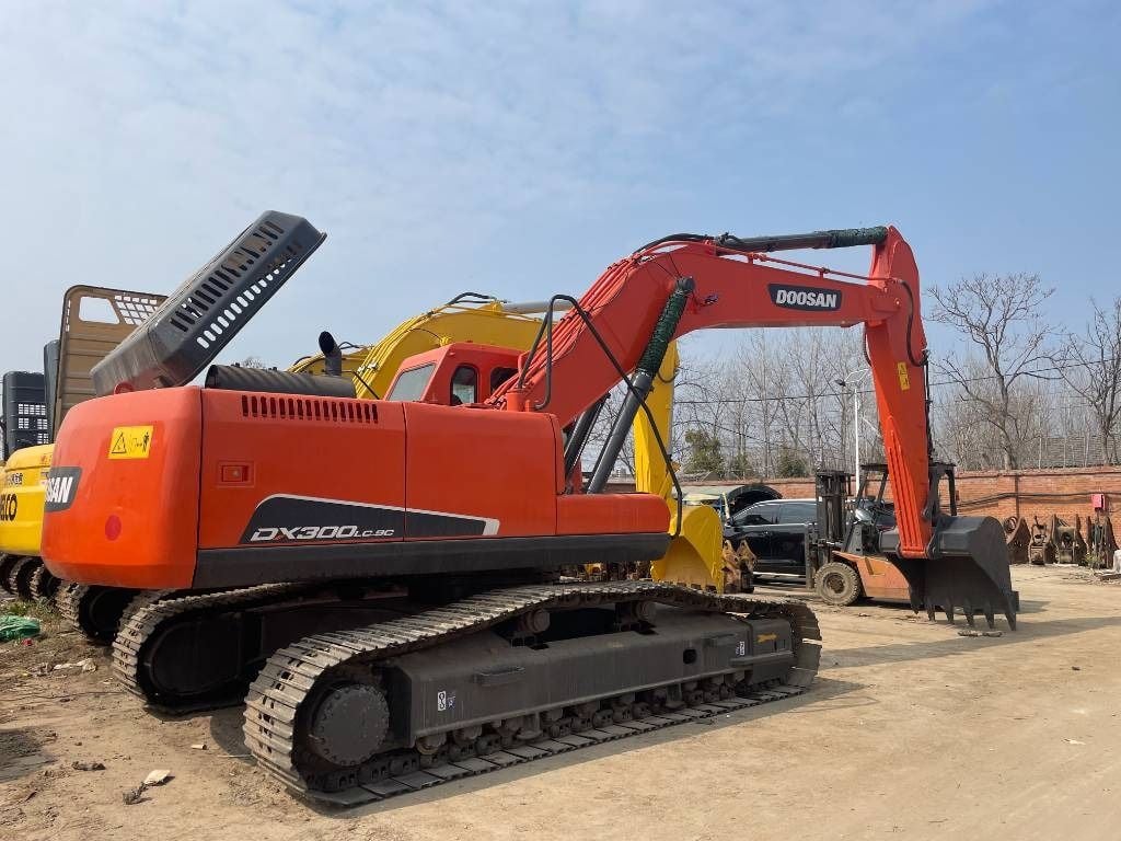 2025 Doosan 300 Crawler Excavator