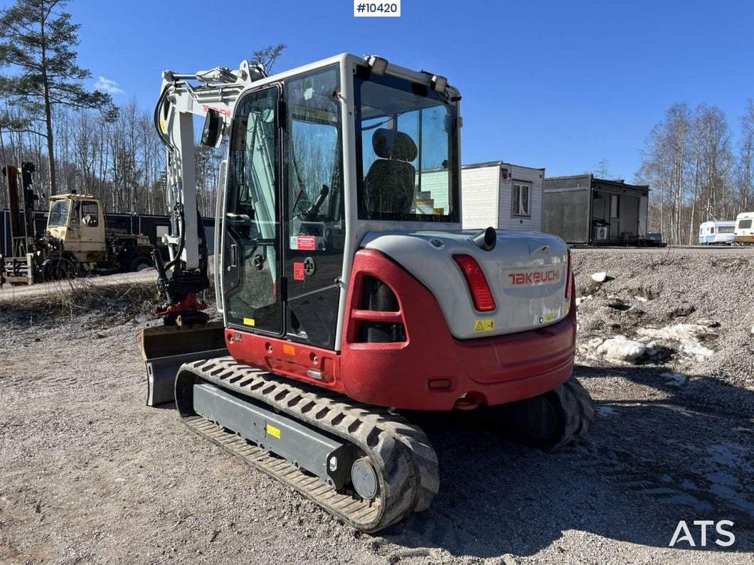 2021 Takeuchi TB370 Crawler Excavator