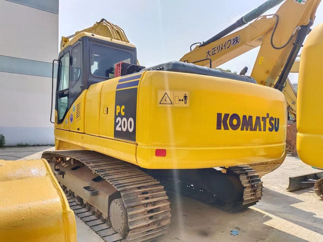 2017 Komatsu PC200-7 Crawler Excavator